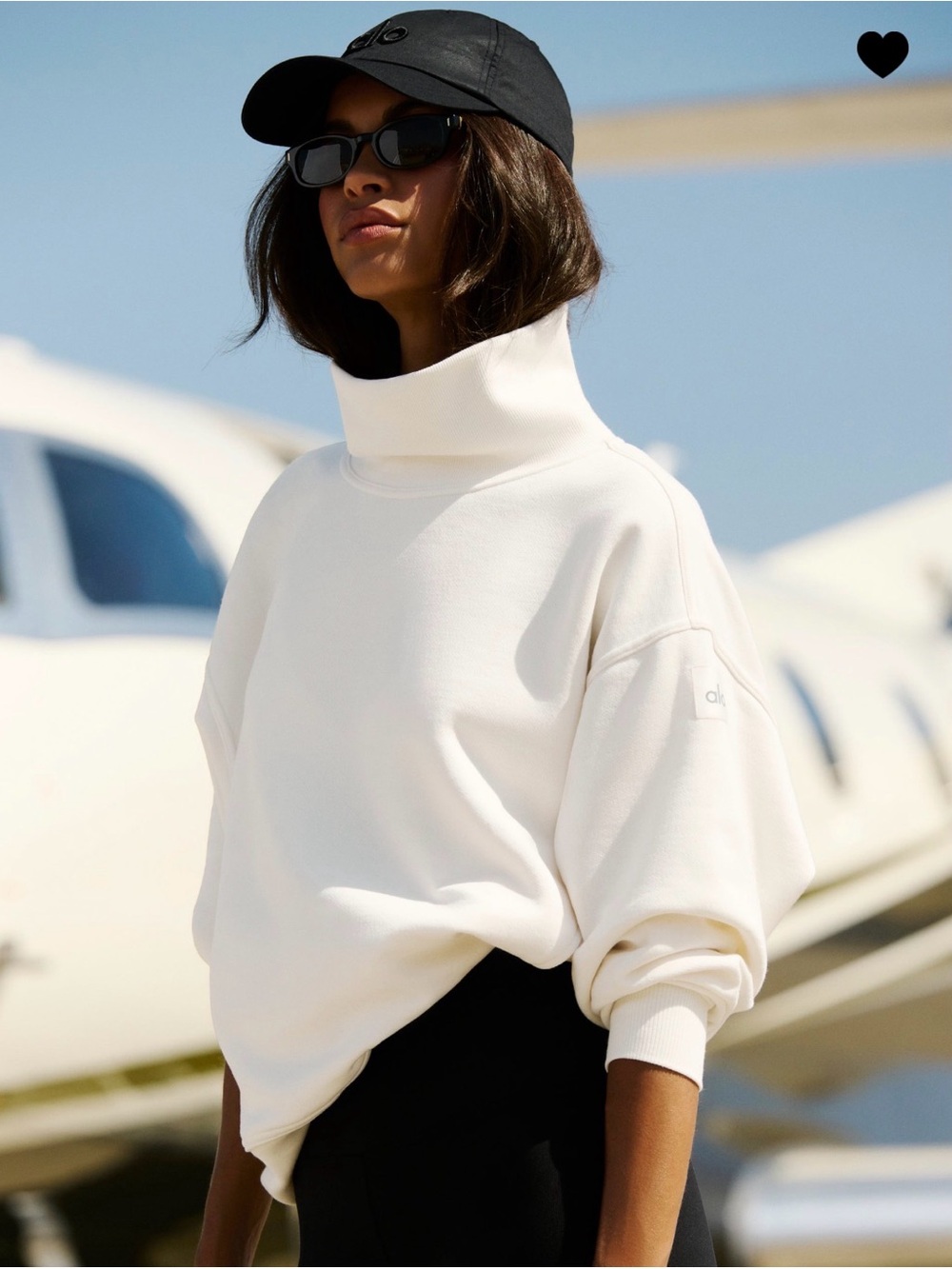 ALO Hazy Mock neck Pullover like new